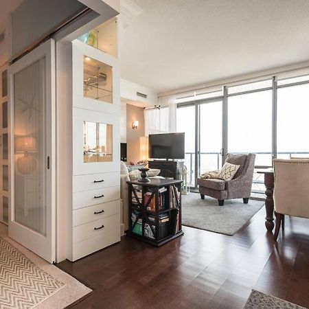 Stunning Condo With Fantastic View Of The City! Toronto Buitenkant foto
