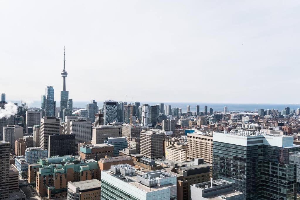 Stunning Condo With Fantastic View Of The City! Toronto Buitenkant foto